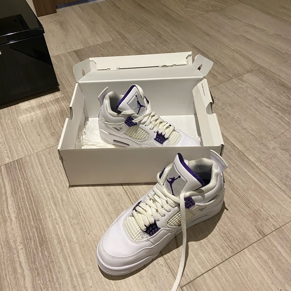 Jordan 4 Retro Metallic Purple